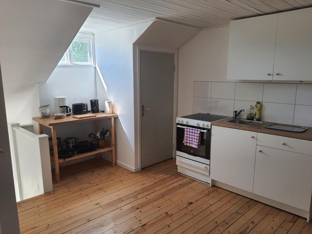 Liten Laegenhet 2 + 2 Pers Fagelfors Экстерьер фото