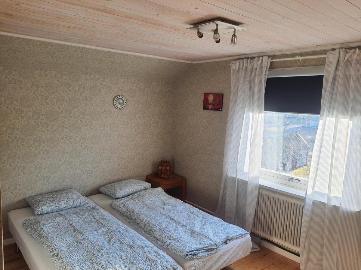 Liten Laegenhet 2 + 2 Pers Fagelfors Экстерьер фото
